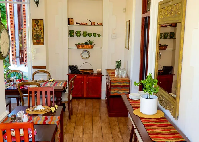 Carmichael House Boutique Hotel